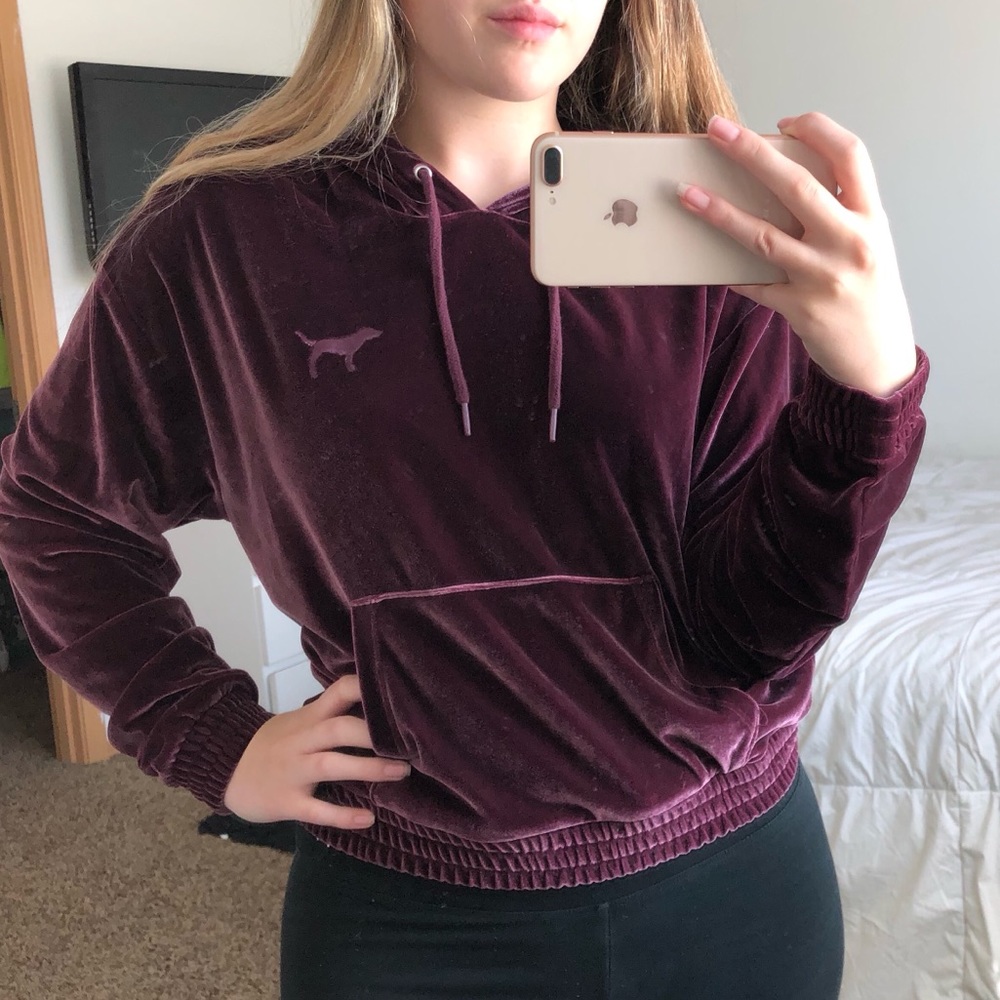 PINK velour pull over✨